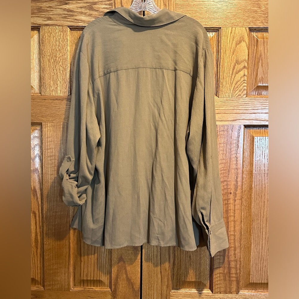 Coldwater Creek Button Down Shirt - Picture 2 of 6
